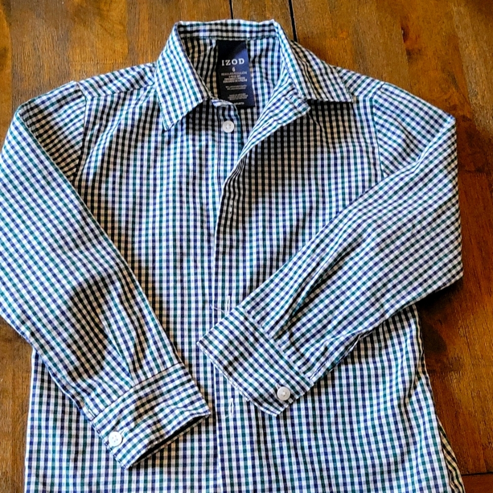 Boys Izod Button Down Shirt size 6